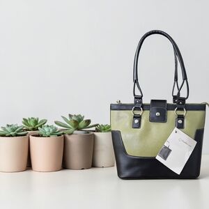 Franklin Covey Genuine Leather Structured Tote Colorblock Olive & Black w/ Pouch